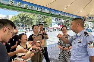 媒体人：蓉城已于周五抵达沧州备战，赛后将连夜转道济南飞回成都